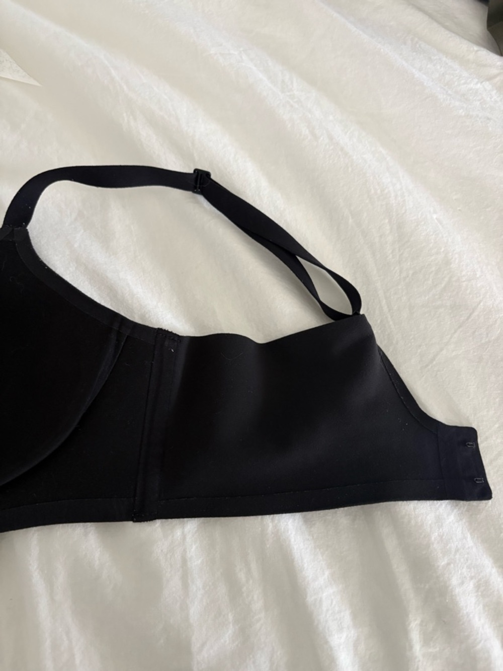 SMOOTHEZ Bra-ish Wireless Bralette - Medium - Picture 13 of 13